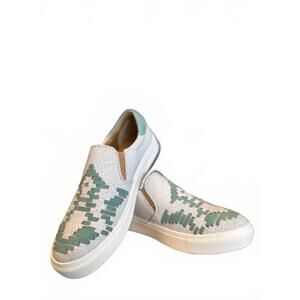 NEW VERY G marion slip on shoe in cream and turquoise